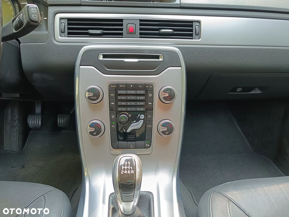 Volvo V70 D4 Drive-E Summum - 20