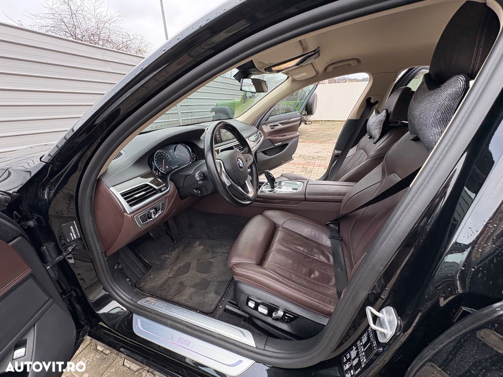 BMW Seria 7 730d xDrive - 11
