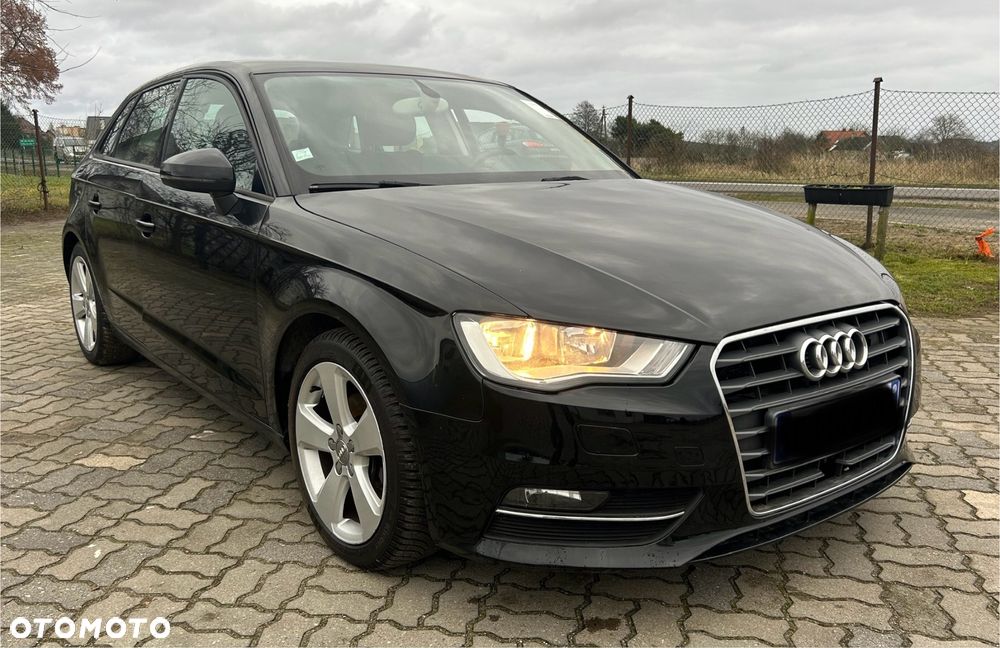 Audi A3 Sportback - 2