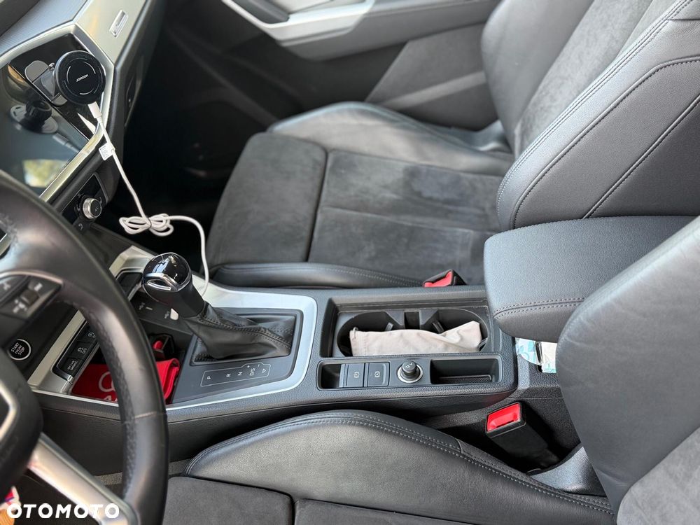 Audi Q3 35 TFSI S tronic - 12
