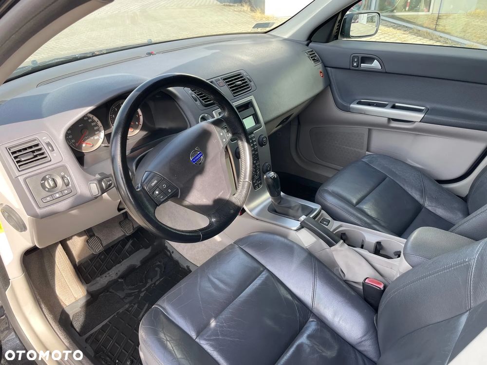 Volvo V50 T5 Momentum - 14