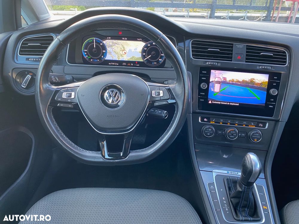 Volkswagen Golf e-Golf - 14