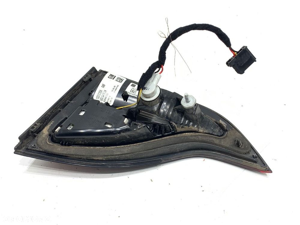 LAMPA TYŁ LEWA WEWNĘTRZNA - 227.00 PLN - OPEL ZAFIRA TOURER C (P12) 2011 - 2022 2.0 CDTi (75) 121 - 2