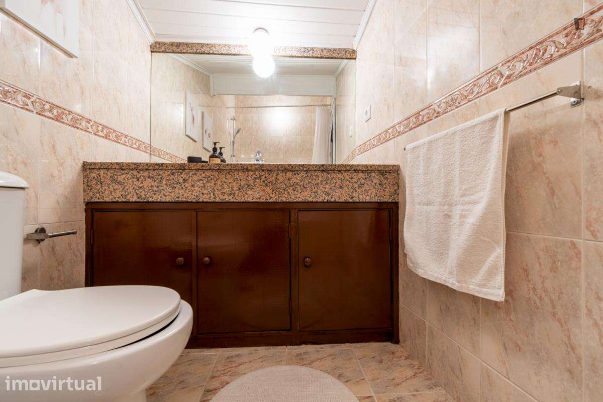Quarto - localizado em Santo Ildefonso Porto - Grande imagem: 4/16
