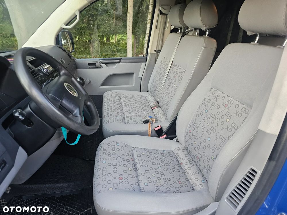 Volkswagen Transporter - 8