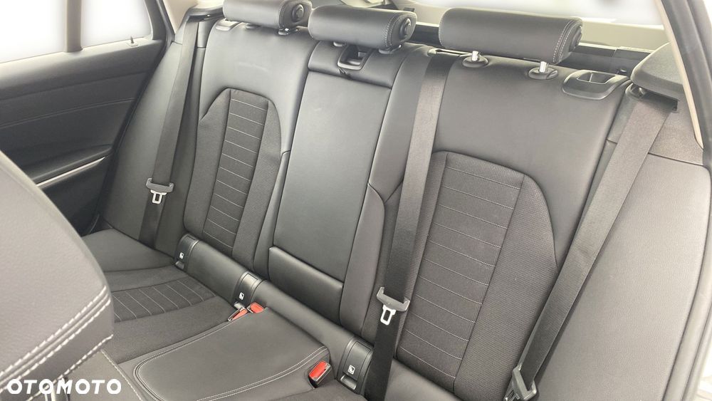 BMW Seria 3 - 12
