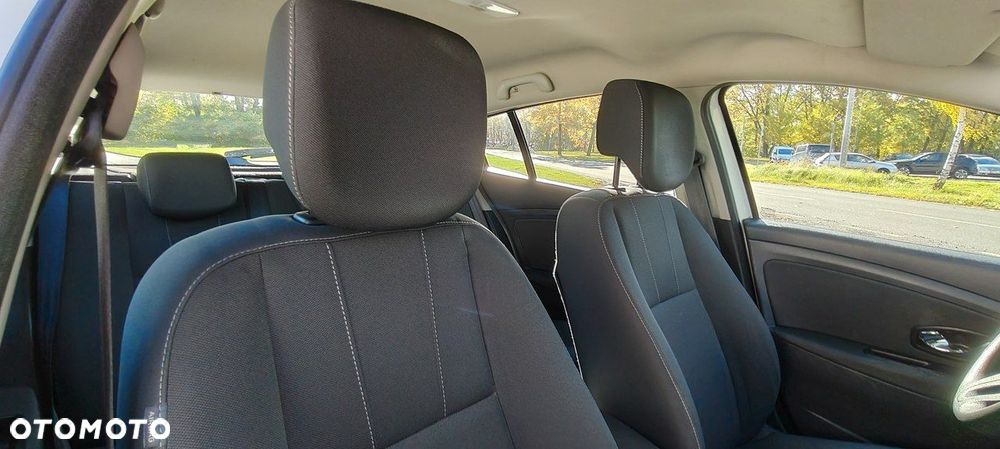 Renault Megane 1.5 dCi Energy Life EU6 - 14