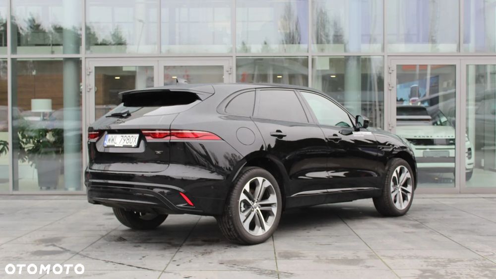 Jaguar F-Pace - 7