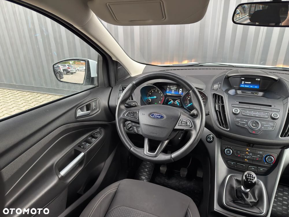 Ford Kuga 1.5 EcoBoost FWD Trend - 23