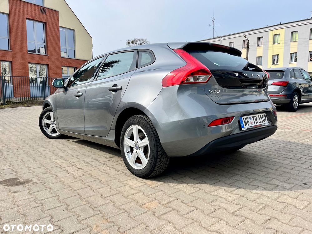 Volvo V40 - 4