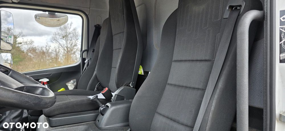 Mercedes-Benz Atego 818 - 14