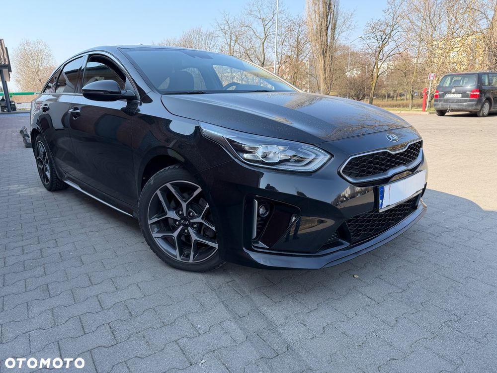Kia ProCeed 1.5 T-GDI GT Line - 1