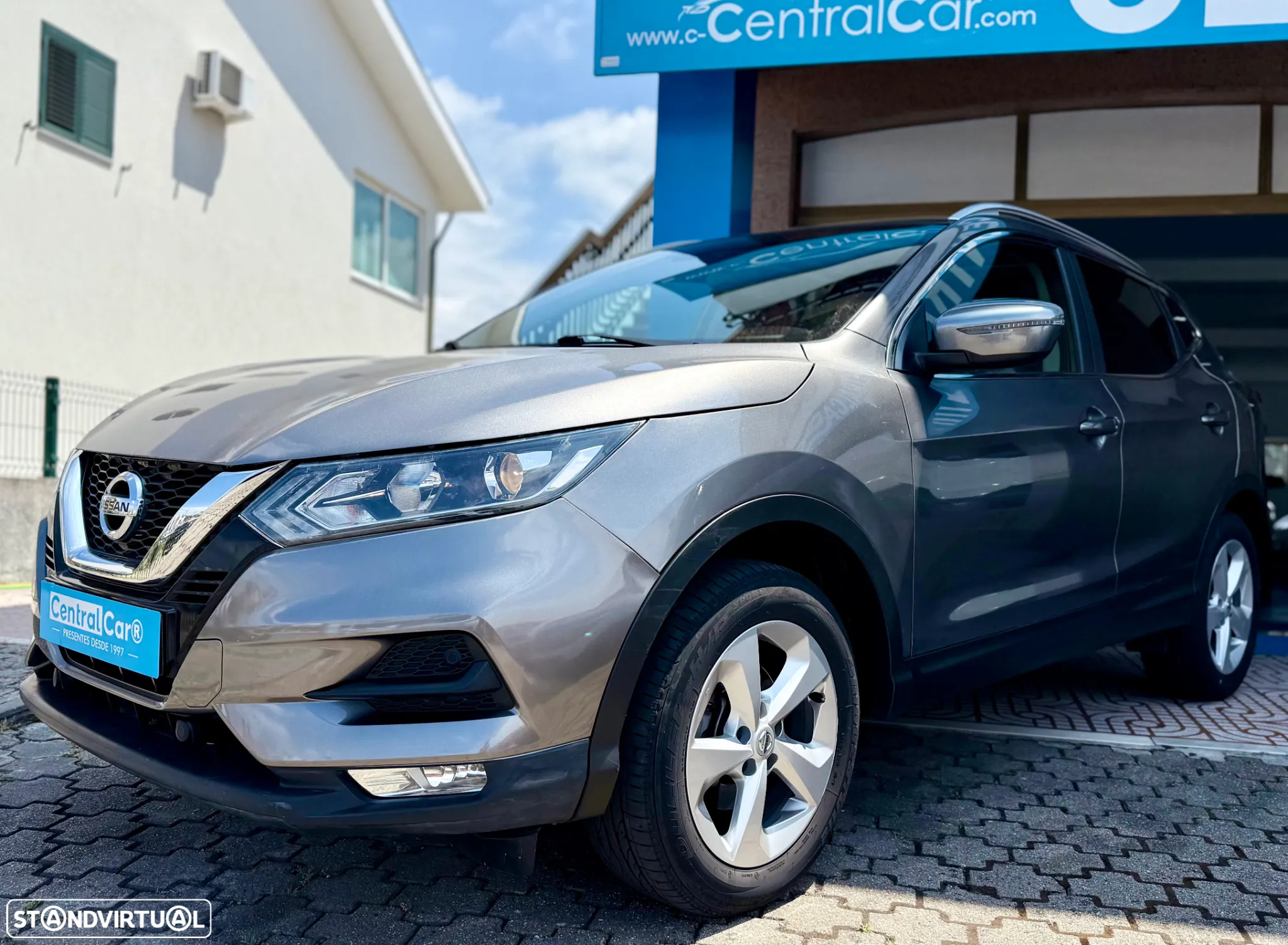 Nissan Qashqai 1.5 dCi N-Connecta - 6