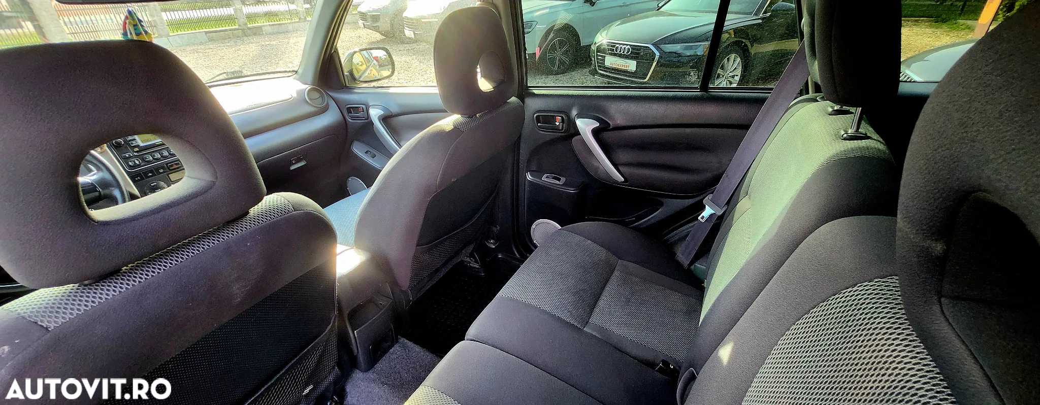 Toyota RAV4 2.0 D-4D Confort - 17