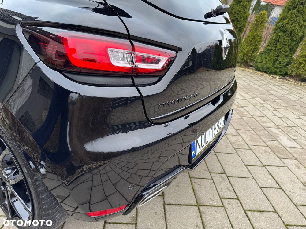 Renault Clio TCe 200 EDC Sport R.S - 14