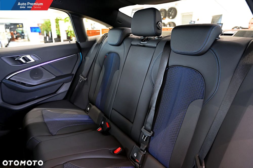 BMW Seria 2 218i M Sport - 16