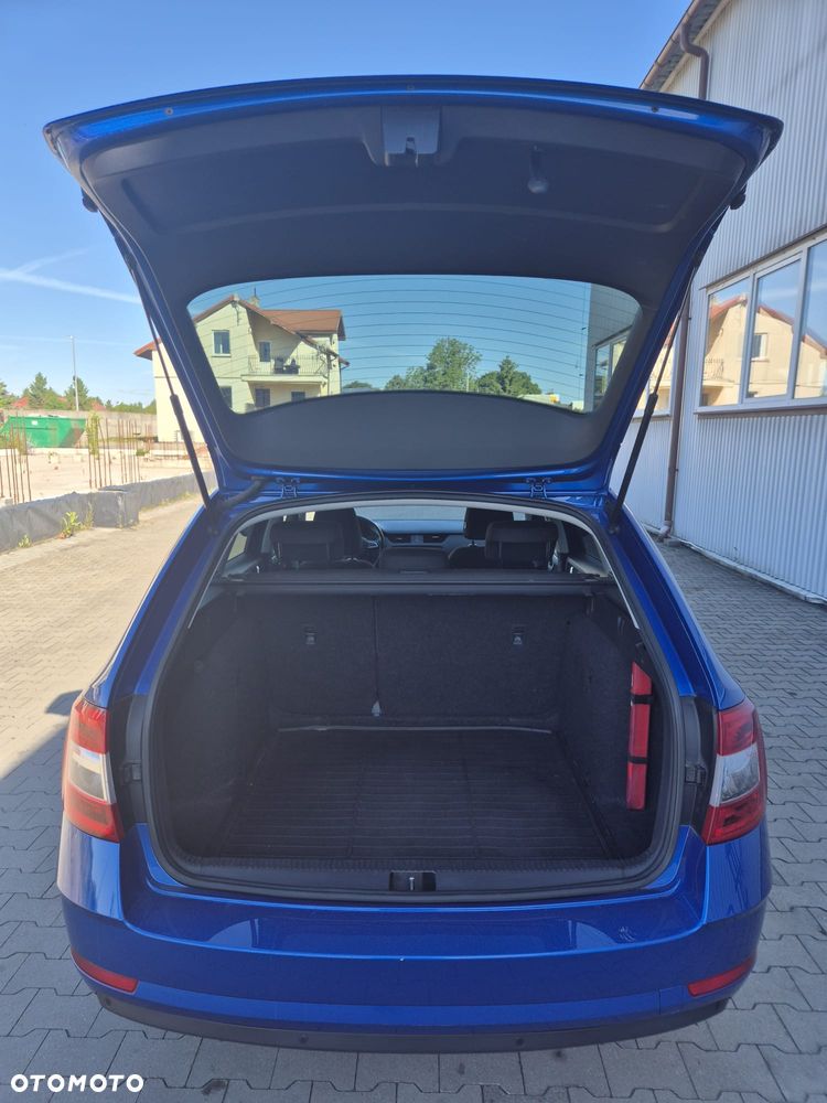 Skoda Octavia 1.6 TDI Active - 27