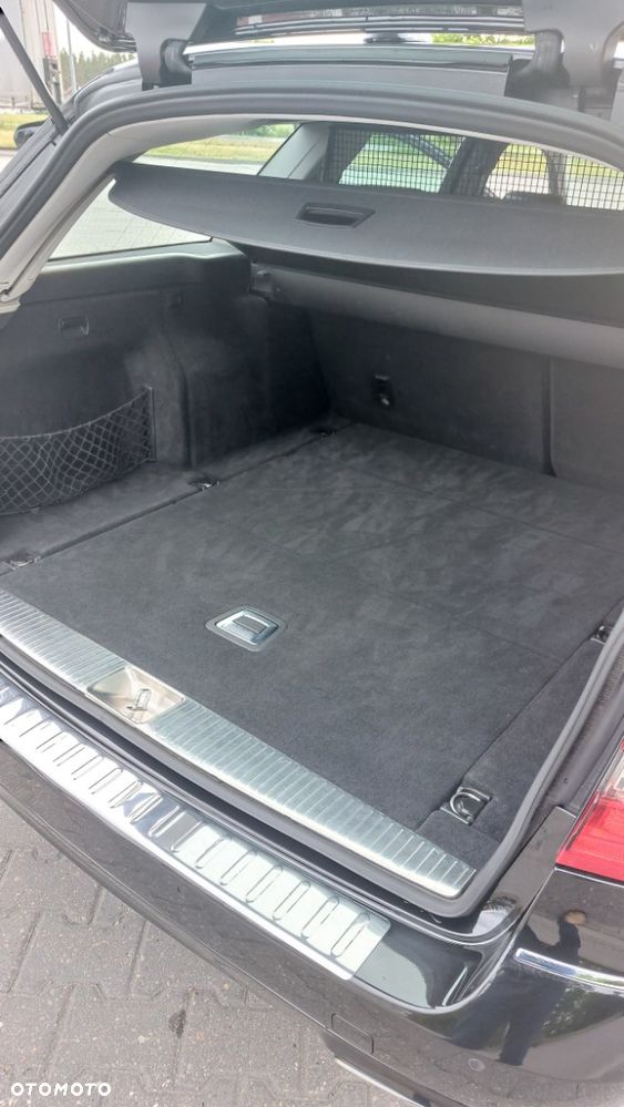 Mercedes-Benz Klasa E 200 CGI BlueEFFICIENCY 7G-TRONIC Avantgarde - 14