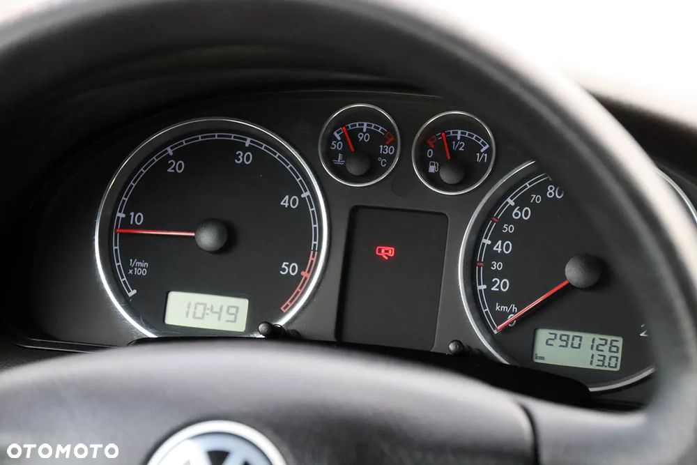 Volkswagen Passat 1.9 TDI Comfortline - 30