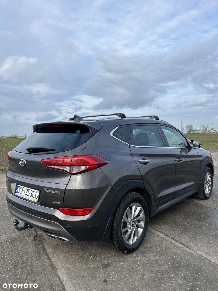 Hyundai Tucson 2.0 CRDI 4WD Style - 15