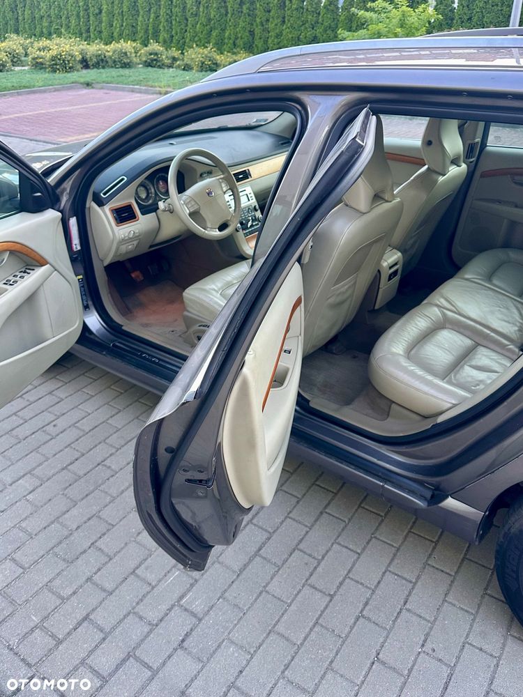 Volvo V70 2.0D Summum - 9
