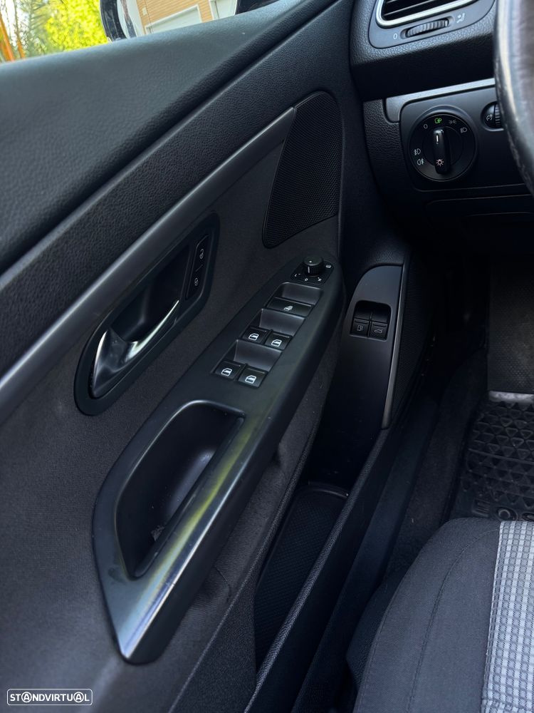 VW EOS 1.6 FSi - 31