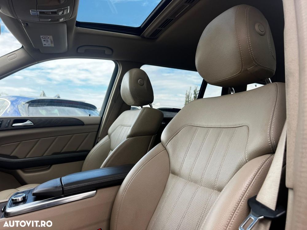 Mercedes-Benz GL - 28