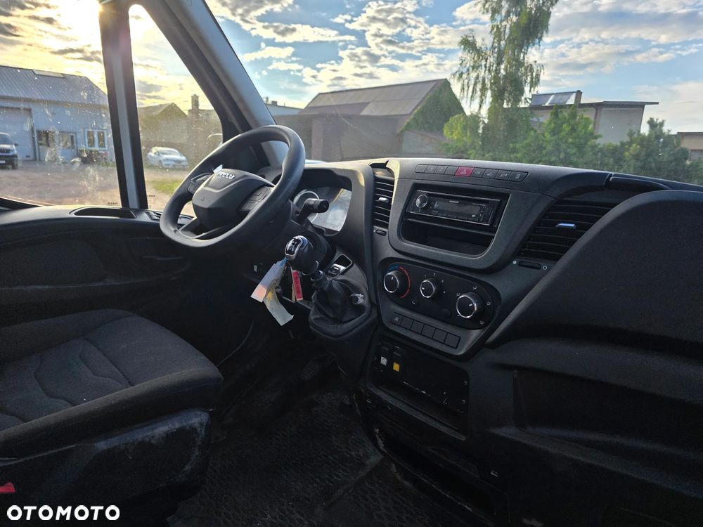 Iveco DAILY 35-140 - 21