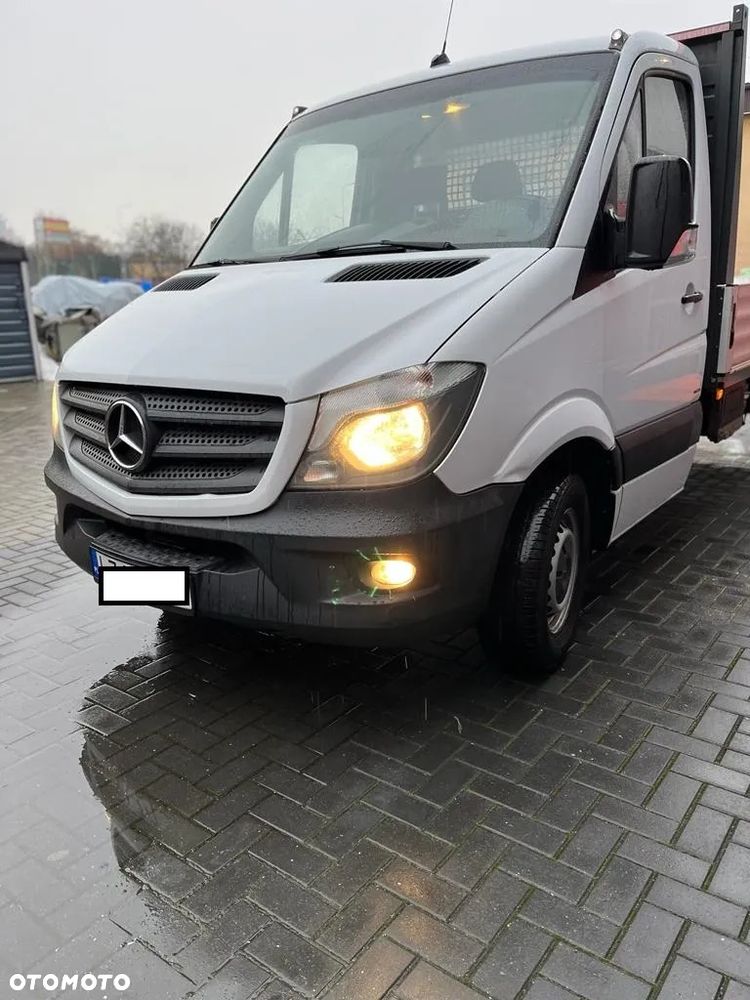 Mercedes-Benz Sprinter - 1