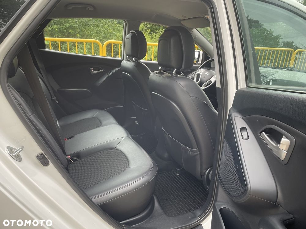 Hyundai ix35 1.7 CRDi Premium 2WD - 8