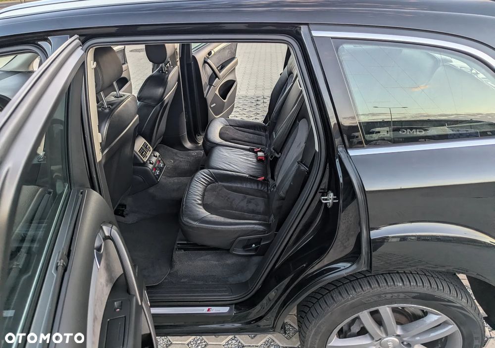 Audi Q7 - 10