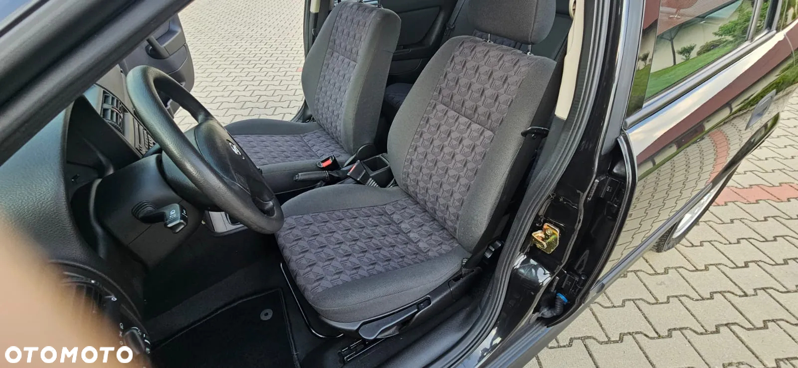 Opel Astra 1.6 Max - 26