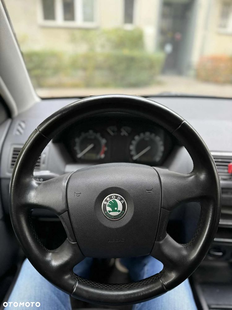 Skoda Fabia 1.4 16V Mint - 2