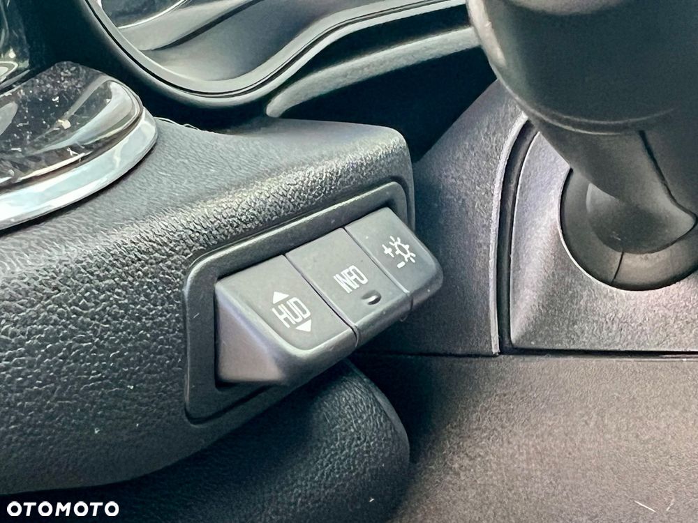 Opel Insignia 2.0 CDTI Business Elegance S&S - 21