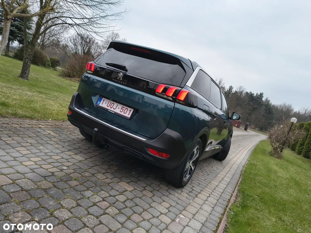Peugeot 5008 - 3