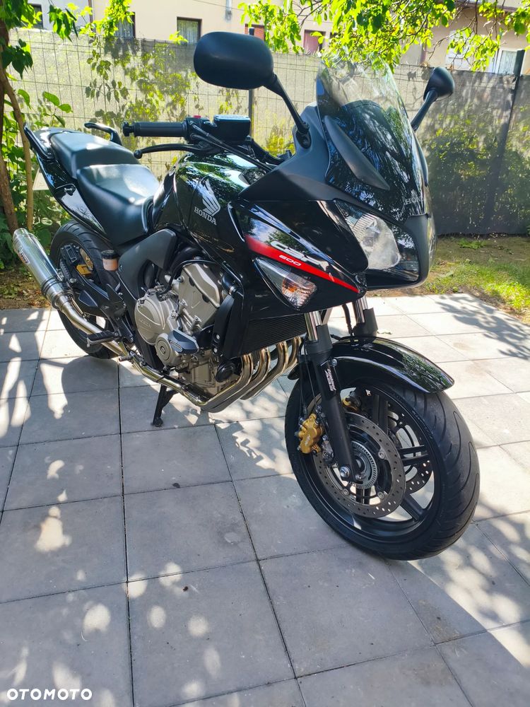 Honda CBF - 1