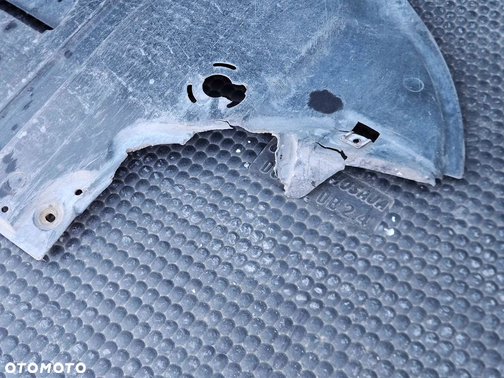 Osłona Pampers 8E0863823 Dolna Pod Silnik Wygłuszenie Silnika Audi A4 B6 B7 Sedan Kombi - 9