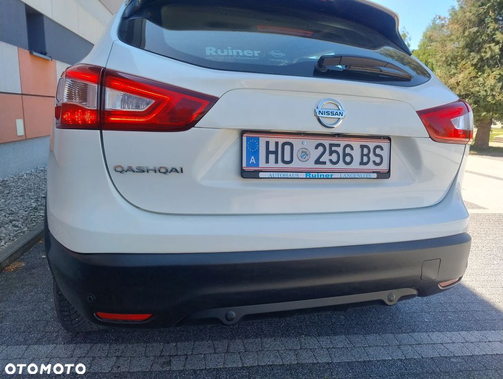 Nissan Qashqai 1.2 DIG-T Xtronic N-Vision - 33