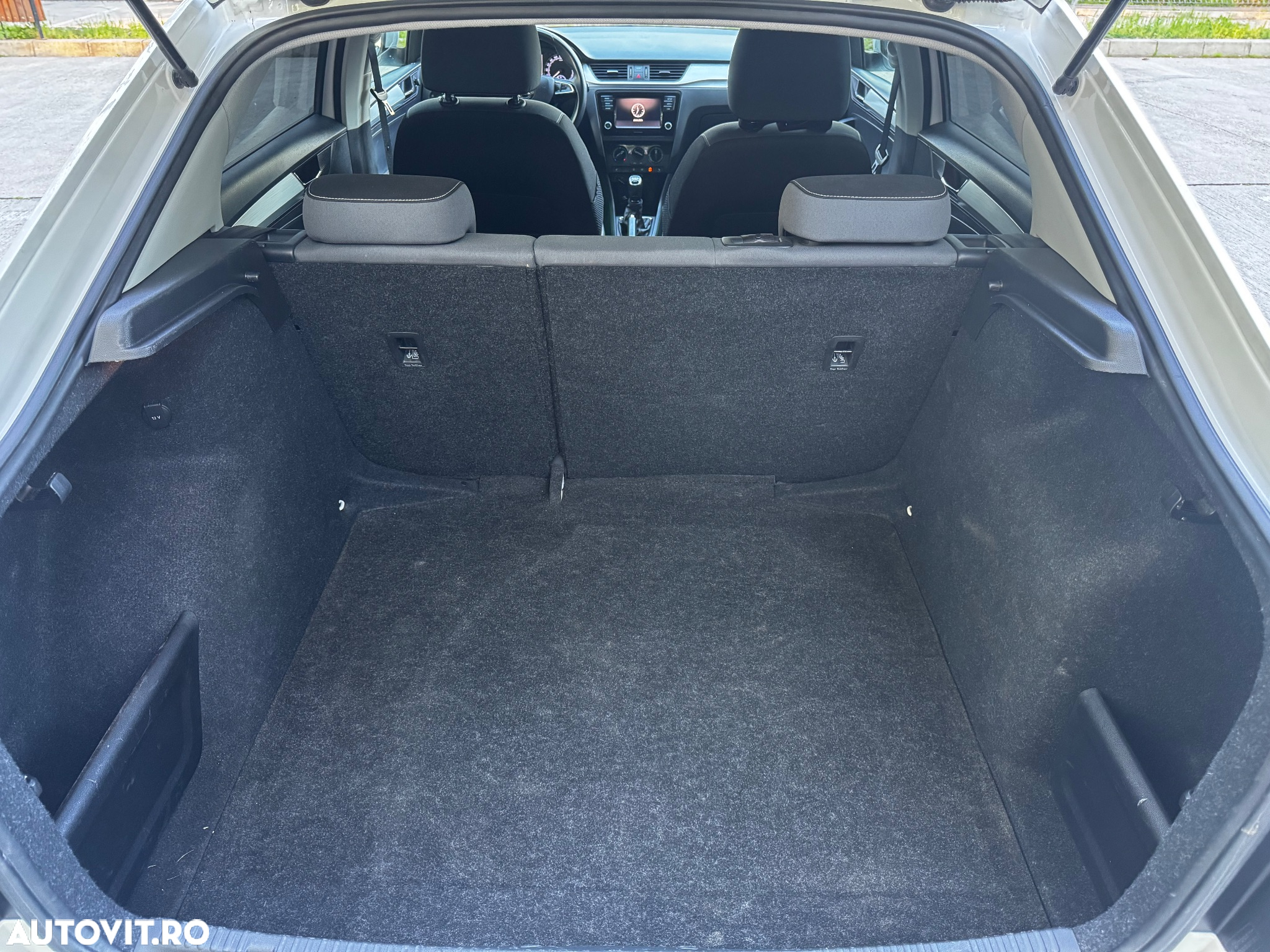 Skoda RAPID 1.0 TSI Ambition - 8