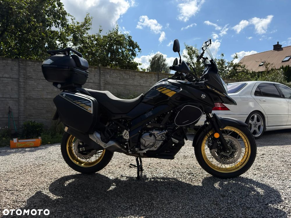 Suzuki V-STROM - 2