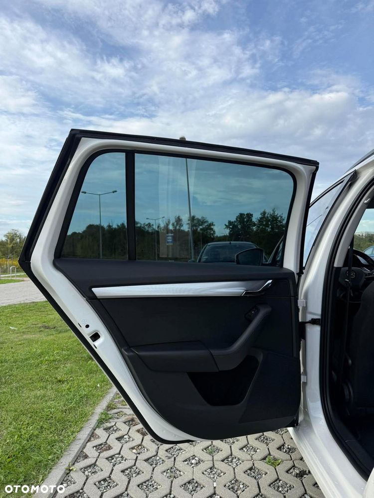 Skoda Octavia 2.0 TDI Elegance - 14