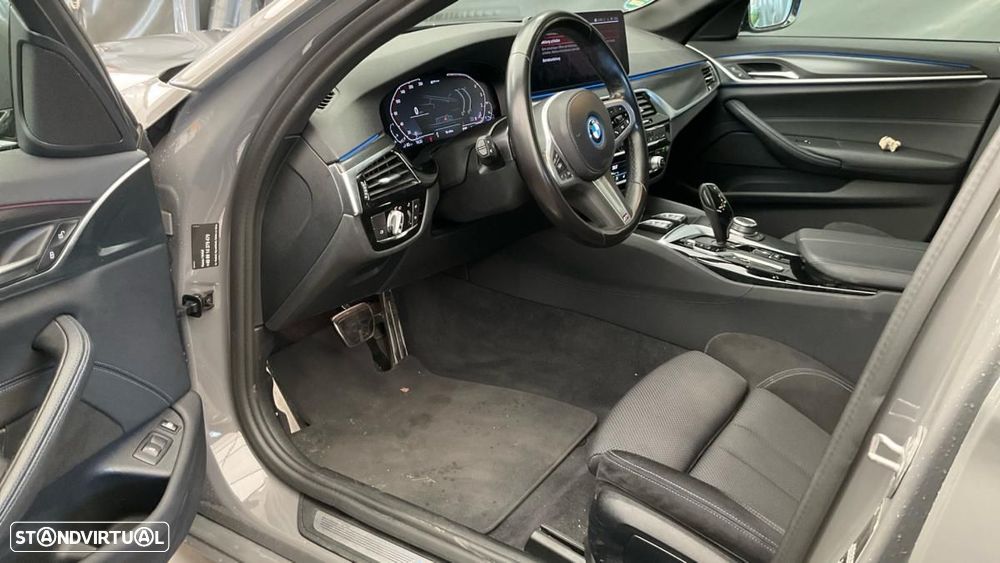 BMW 530 e Pack Desportivo M - 6