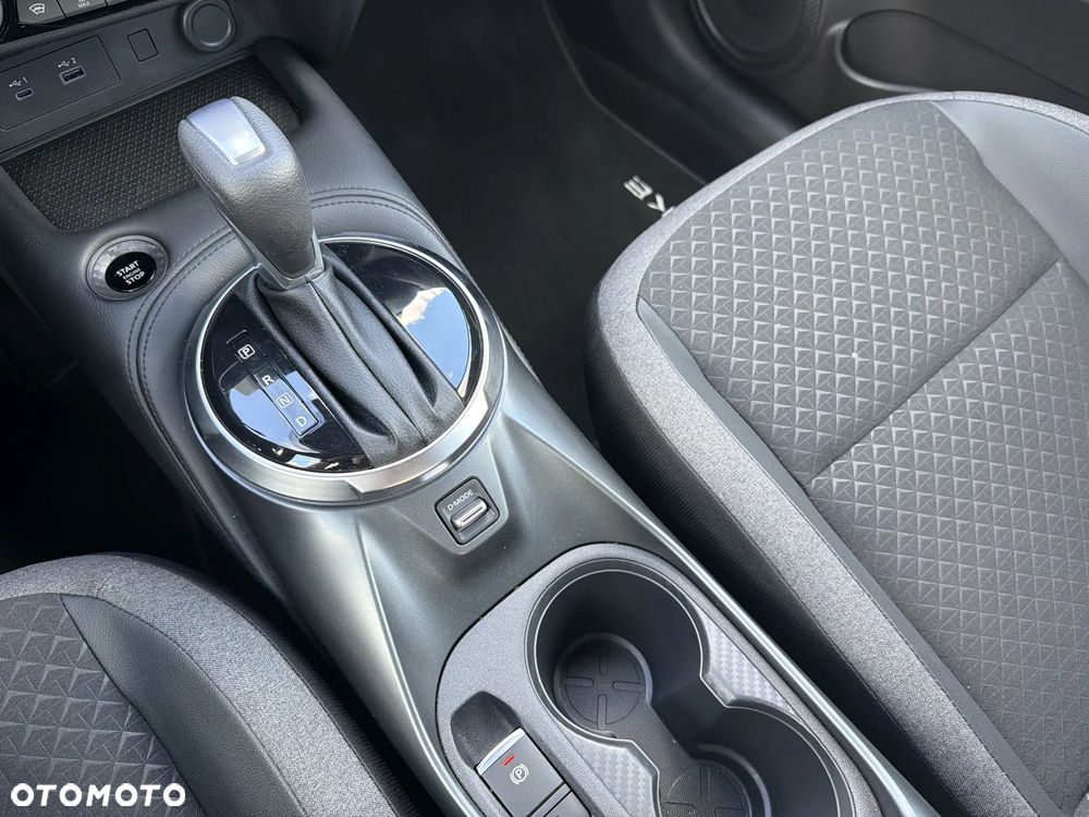 Nissan Juke 1.0 DIG-T N-Connecta DCT - 17