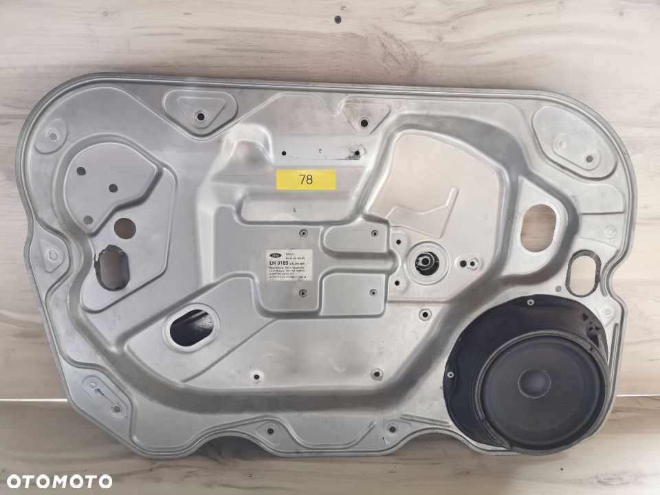 Podnośnik szyby lewy przedni Ford Focus II Europa 5D