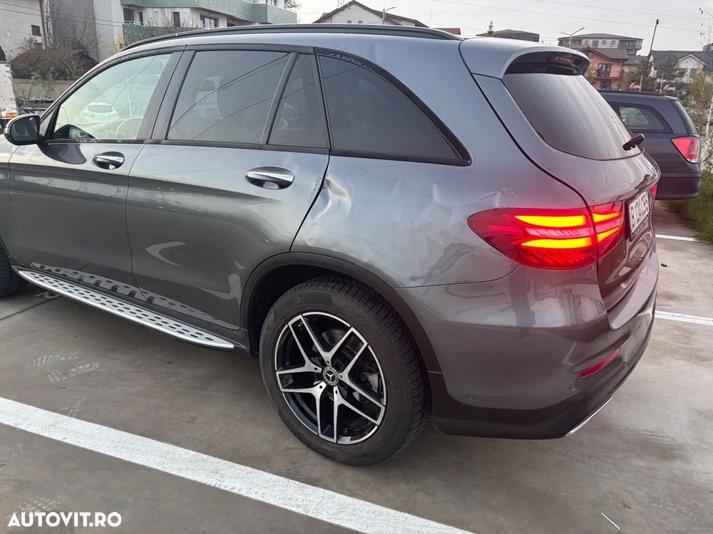 Mercedes-Benz GLC 250 d 4MATIC - 23