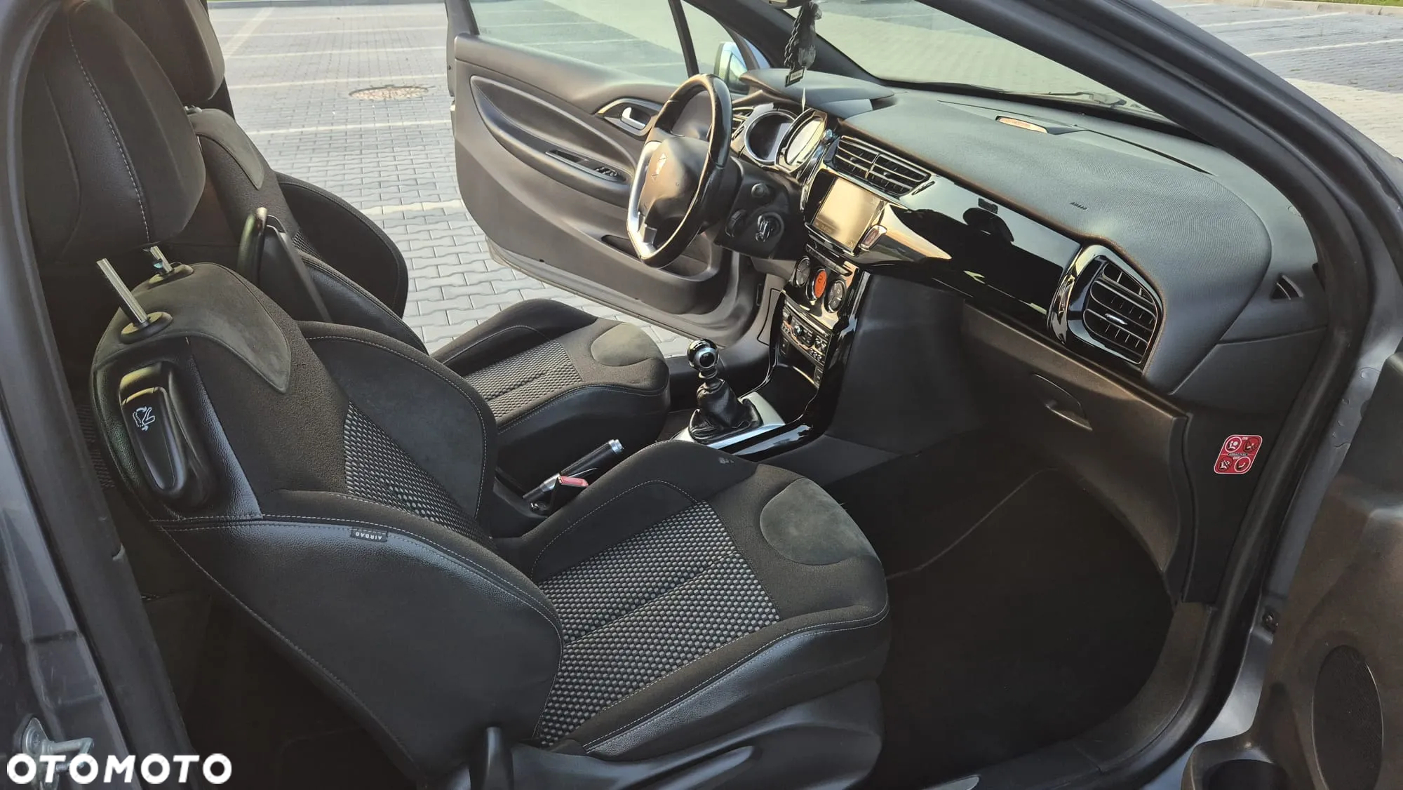 Citroën DS3 THP 150 SportChic - 15