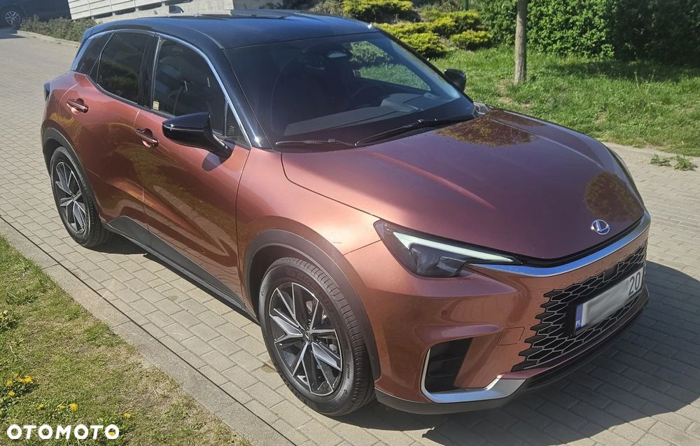 Lexus LBX 1.5 Hybrid Cool - 3