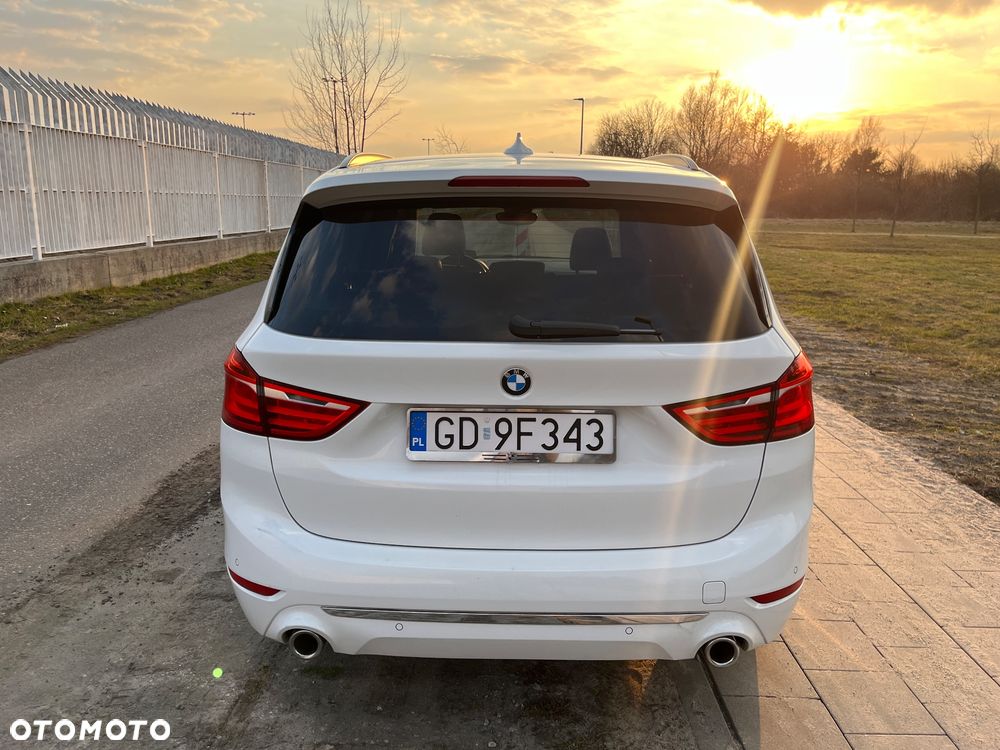 BMW Seria 2 220d xDrive Sport-Aut Luxury Line - 9