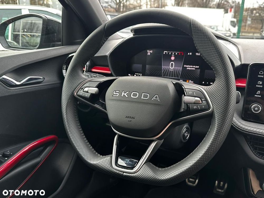 Skoda Fabia 1.0 TSI Monte Carlo - 12