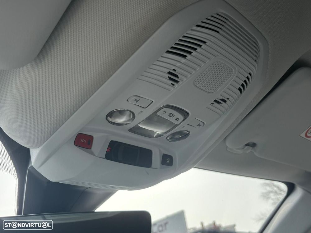 Peugeot 3008 1.6 Hybrid Allure Pack e-EAT8 - 27